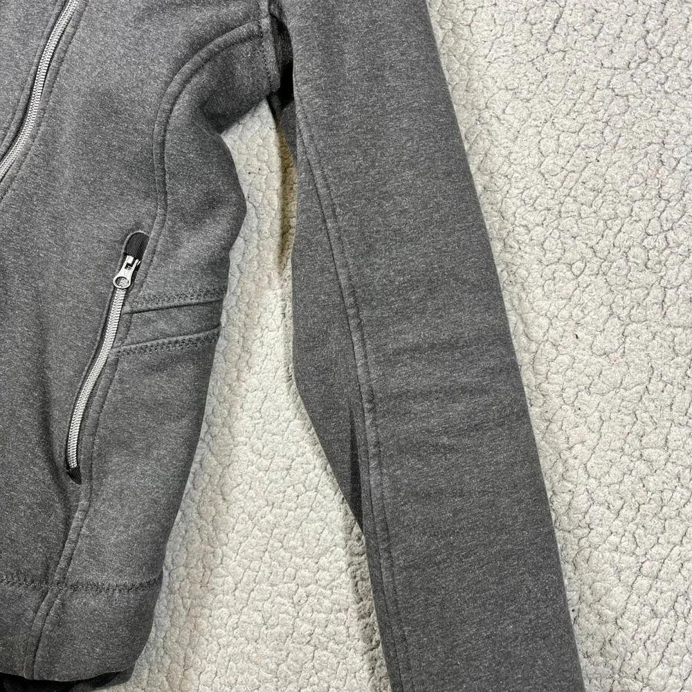 Lululemon Athletica Cozy Up Buttercup Jacket‎ Womens Size 4 Gray Sherpa Lined